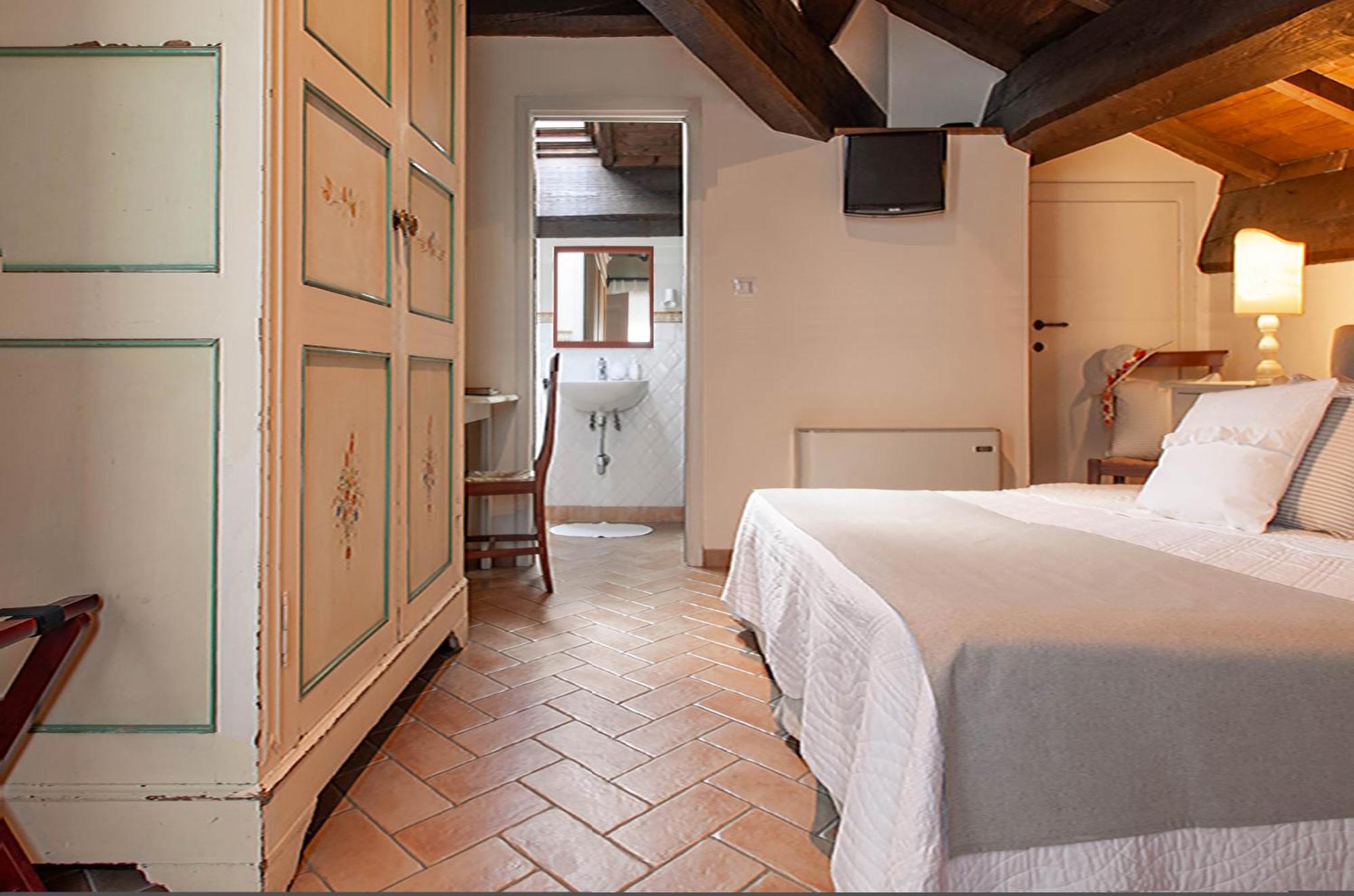 Antica Residenza Montereano Gubbio Quarto foto