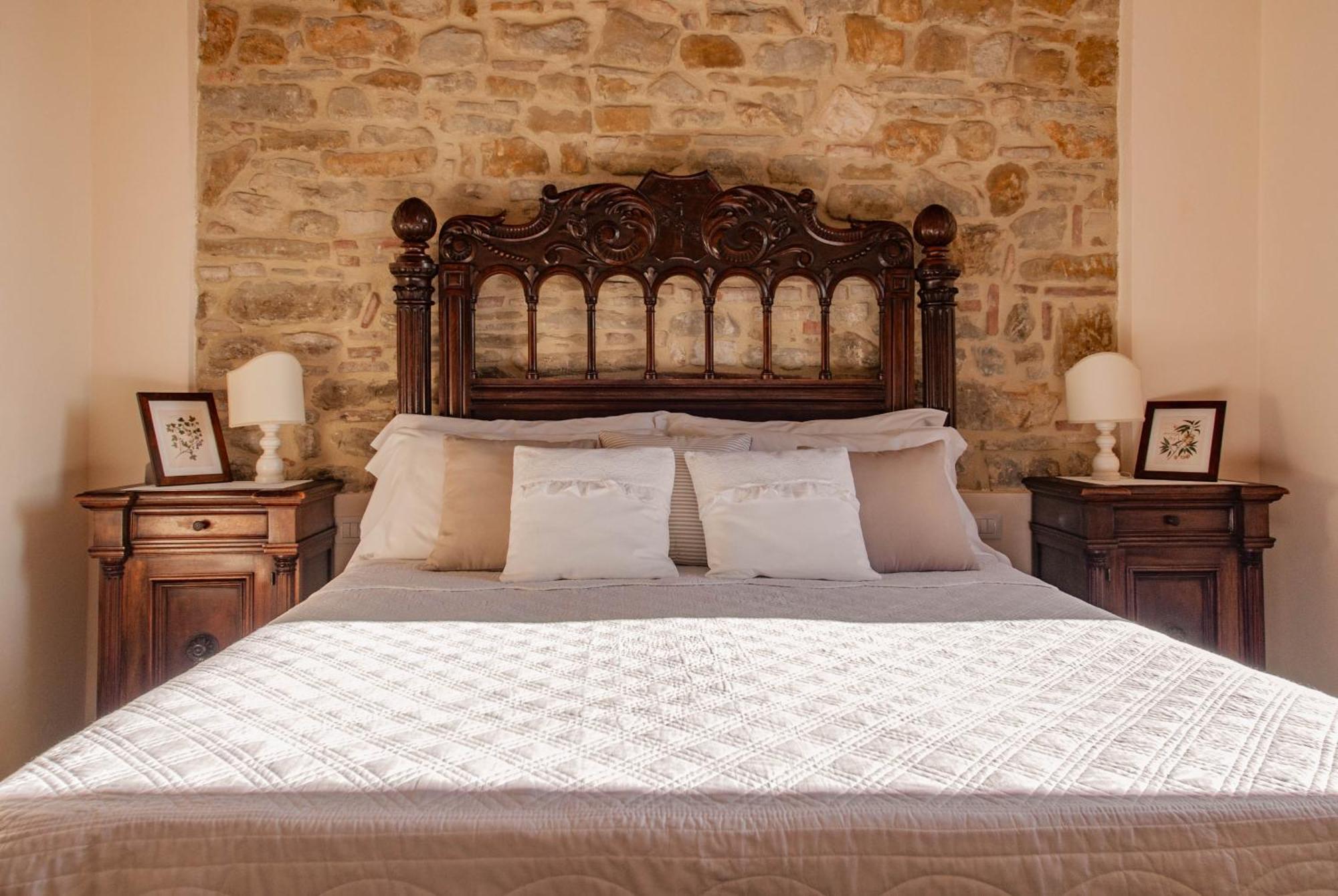 Antica Residenza Montereano Gubbio Exterior foto